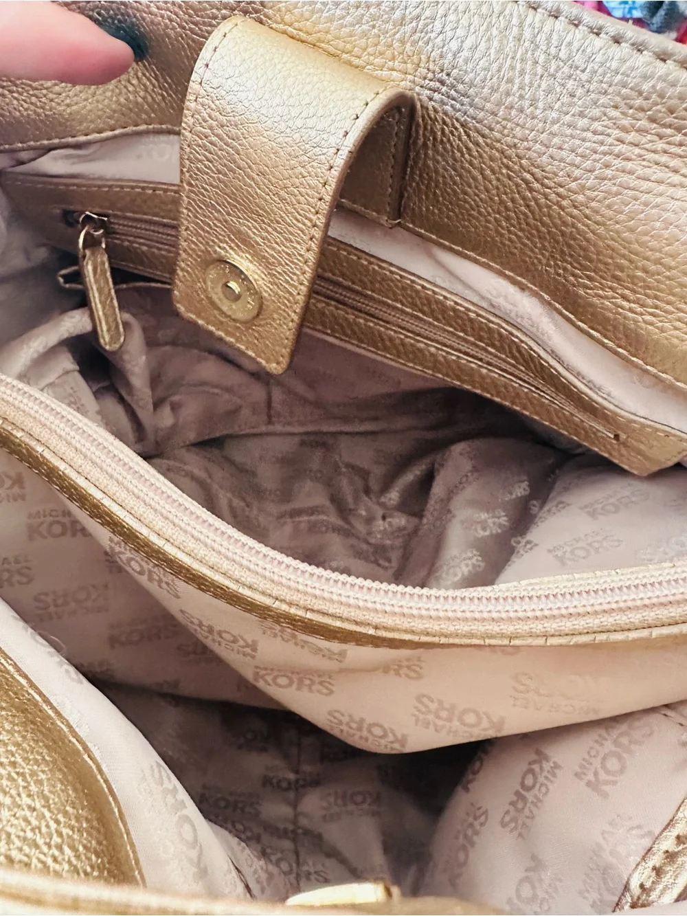 Vintage MICHAEL Michael Kors Beverly Large Metallic Gold Leather Satchel